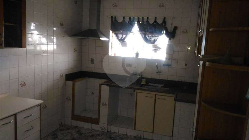 Sobrado à venda com 3 quartos em Tremembé, São Paulo, SP