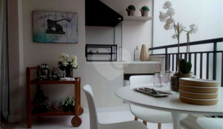 Apartamento à venda com 2 quartos, sendo 1 suíte,  em Vila Guilherme, São Paulo, SP