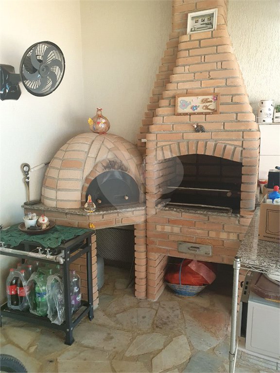 Casa à venda ou para alugar com 4 suítes em Vila Machado, Mairiporã, SP