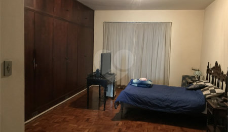 Casa à venda com 5 quartos, sendo 2 suítes,  em Planalto Paulista, São Paulo, SP