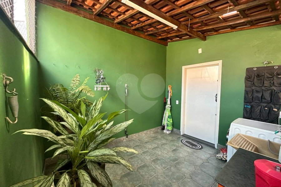 Sobrado à venda com 2 quartos em Vila Constança, São Paulo, SP