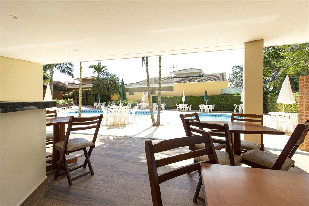 Casa à venda com 3 quartos, sendo 1 suíte, no condomínio Residencial Grape Village, Vinhedo - SP