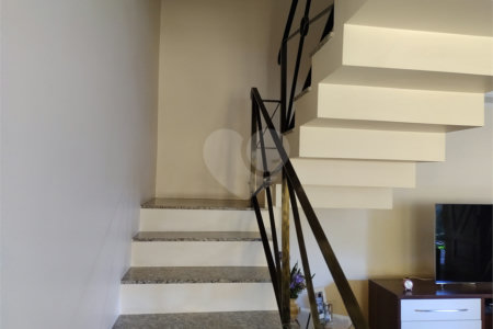 Sobrado à venda com 3 quartos, sendo 1 suíte, em Vila Mascote, São Paulo, SP