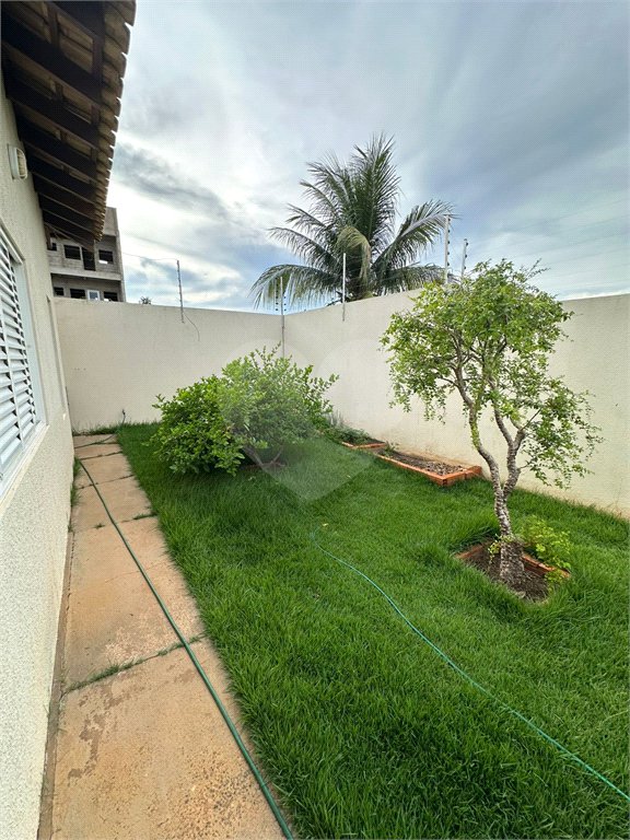 Casa à venda com 3 quartos, sendo 1 suíte, em Jardim Santa Marta, Cuiabá, MT