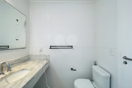 Apartamento à venda com 3 suítes em Vila Gilda, Santo André, SP