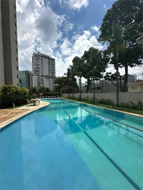 Apartamento à venda com 3 quartos, sendo 1 suíte, em Brooklin Paulista, São Paulo, SP