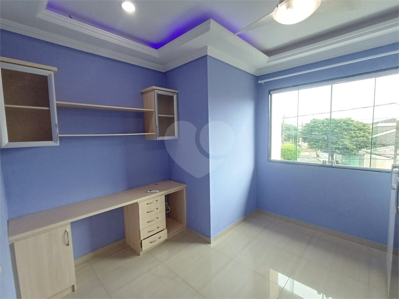 Casa à venda com 3 quartos, sendo 2 suítes, no condomínio Village da Posse, Rio de Janeiro - RJ