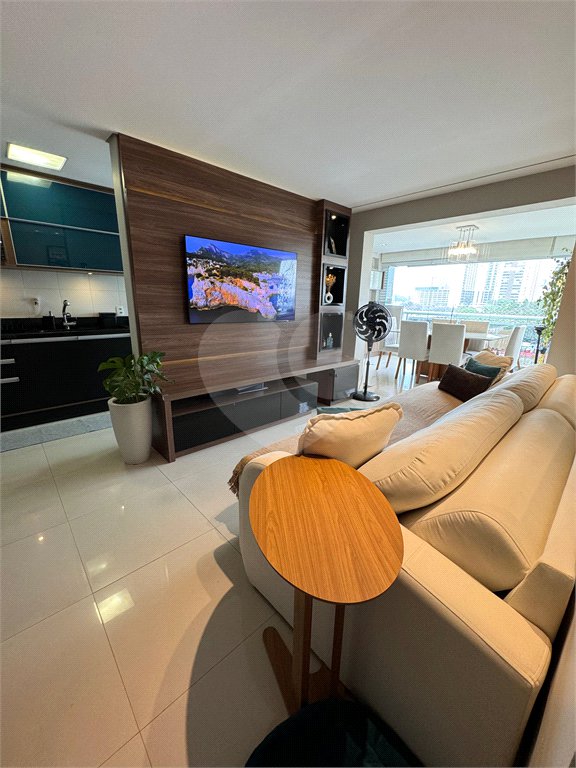 Apartamento à venda com 2 quartos, sendo 1 suíte, em Água Branca, São Paulo, SP