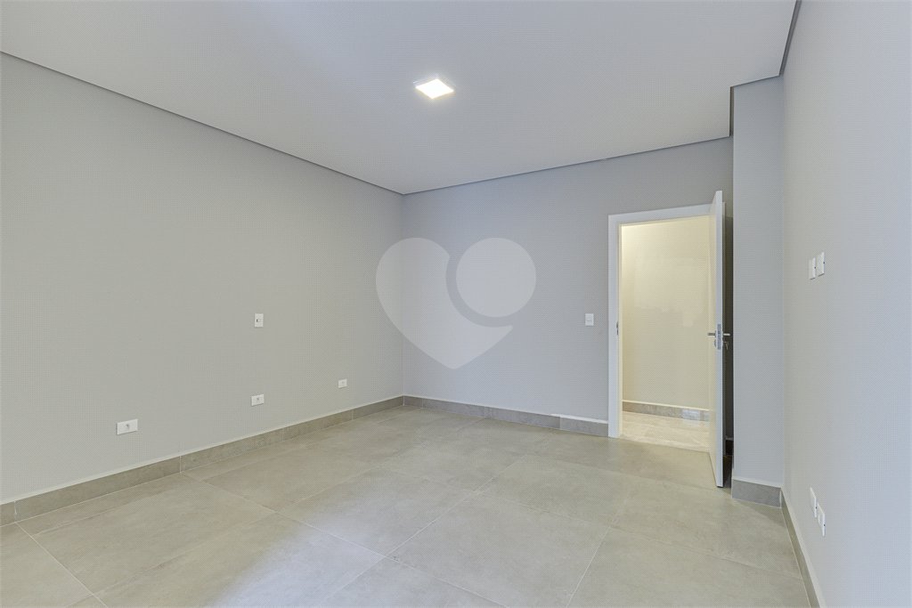 Casa à venda com 4 suítes no condomínio Carmen, São Paulo - SP