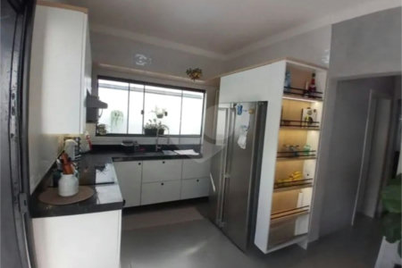 Casa à venda com 3 quartos, sendo 1 suíte, em Jardim Wanel Ville V, Sorocaba, SP