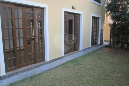 Casa para alugar com 4 quartos, sendo 2 suítes, no condomínio Palm Garden, São Paulo - SP