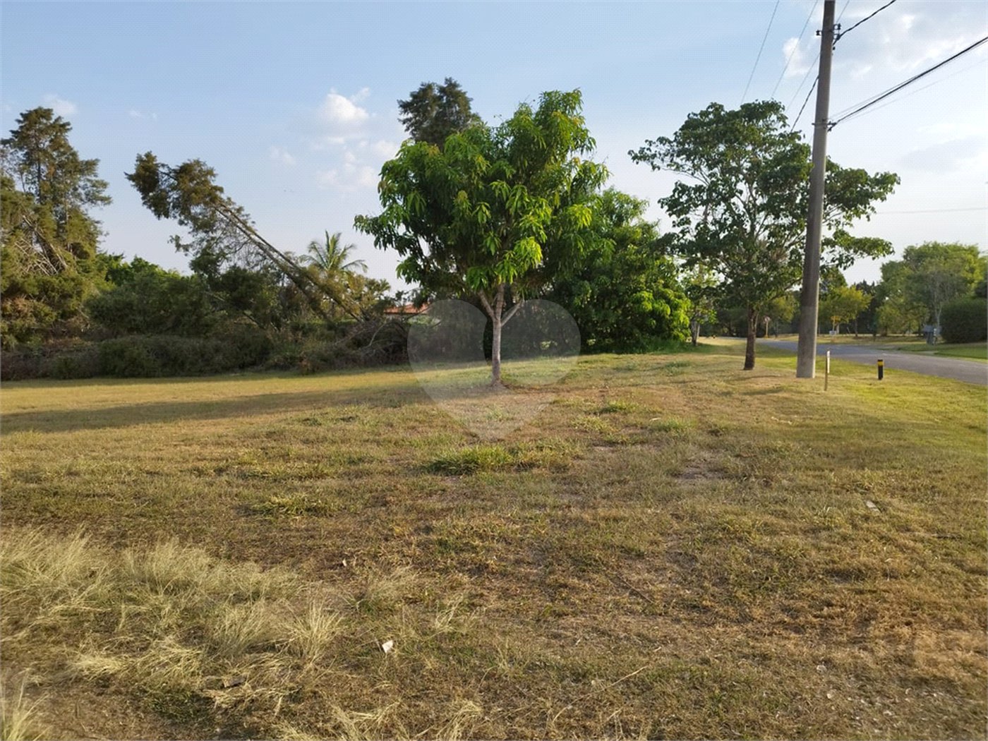 Terreno à venda no condomínio Haras São Luiz, Salto - SP