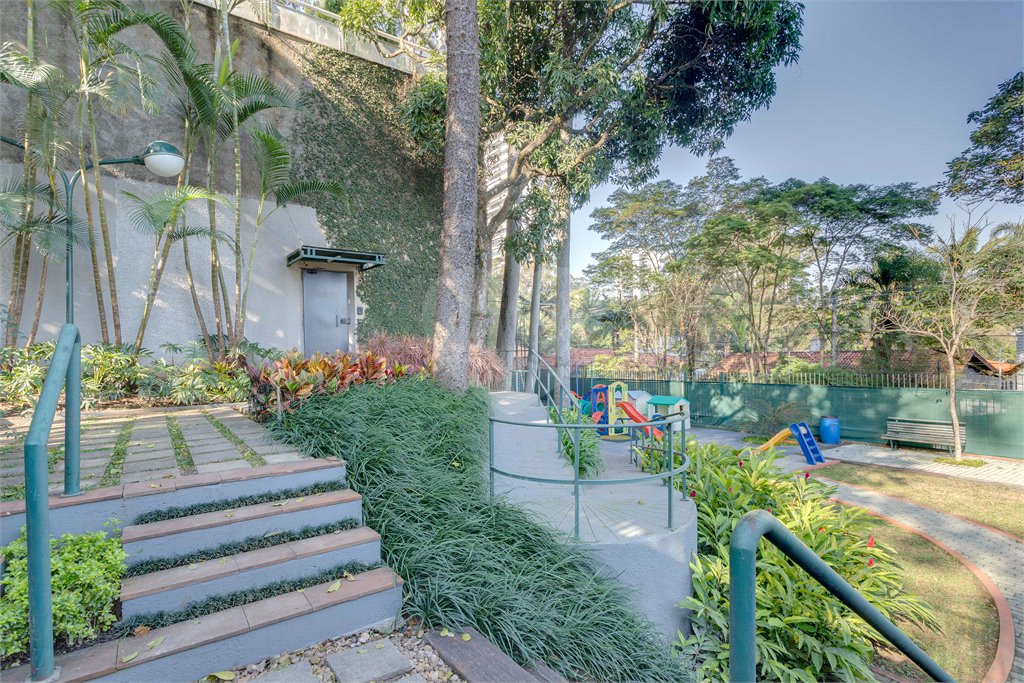 Apartamento à venda com 3 suítes em Alto da Boa Vista, São Paulo, SP