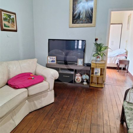 Casa à venda com 2 quartos no Centro, Vinhedo, SP