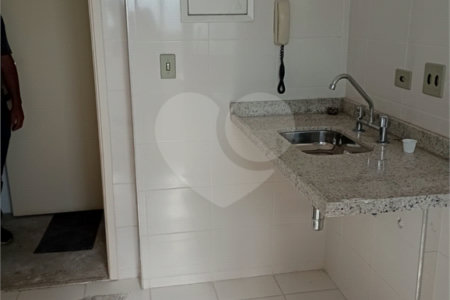 Apartamento à venda com 2 quartos, sendo 1 suíte, em Vila Dom Pedro I, São Paulo, SP