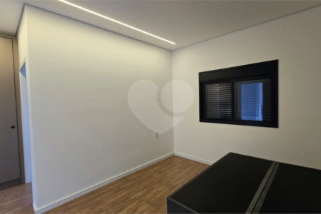 Casa à venda ou para alugar com 5 quartos, sendo 4 suítes,  no condomínio Equilibrium, Atibaia - SP