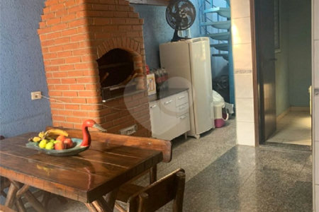 Sobrado à venda com 3 suítes em Vila Mafra, São Paulo, SP