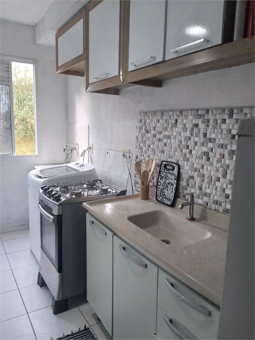 Apartamento à venda com 2 quartos em Jardim Ísis, Cotia, SP