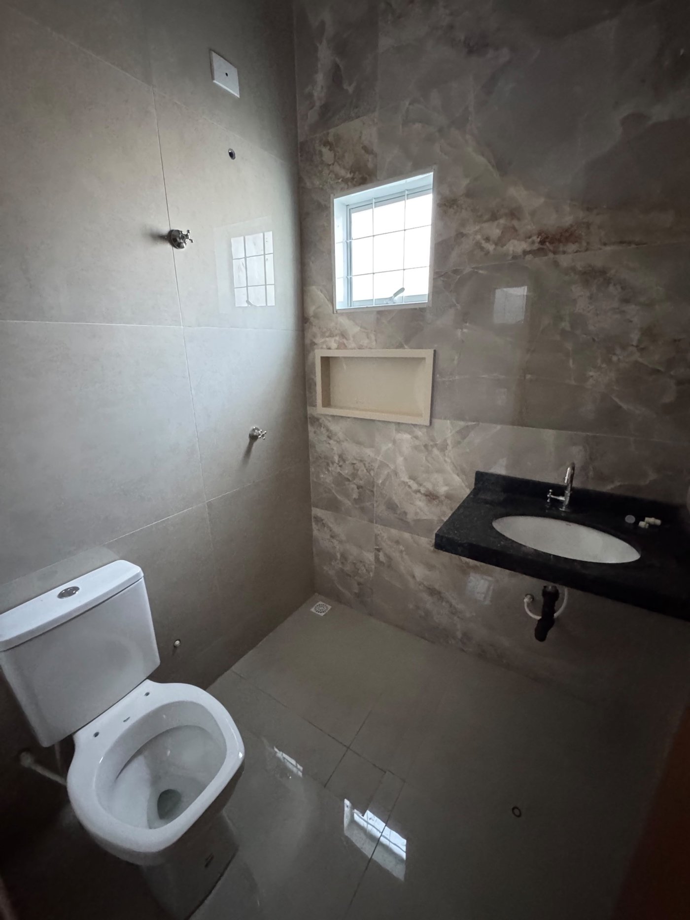 Casa à venda com 2 quartos, sendo 1 suíte,  em Jardim Bela Vista, Três Lagoas, MS