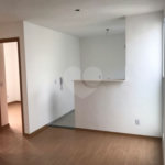 Apartamento no condomínio Monte Berlim