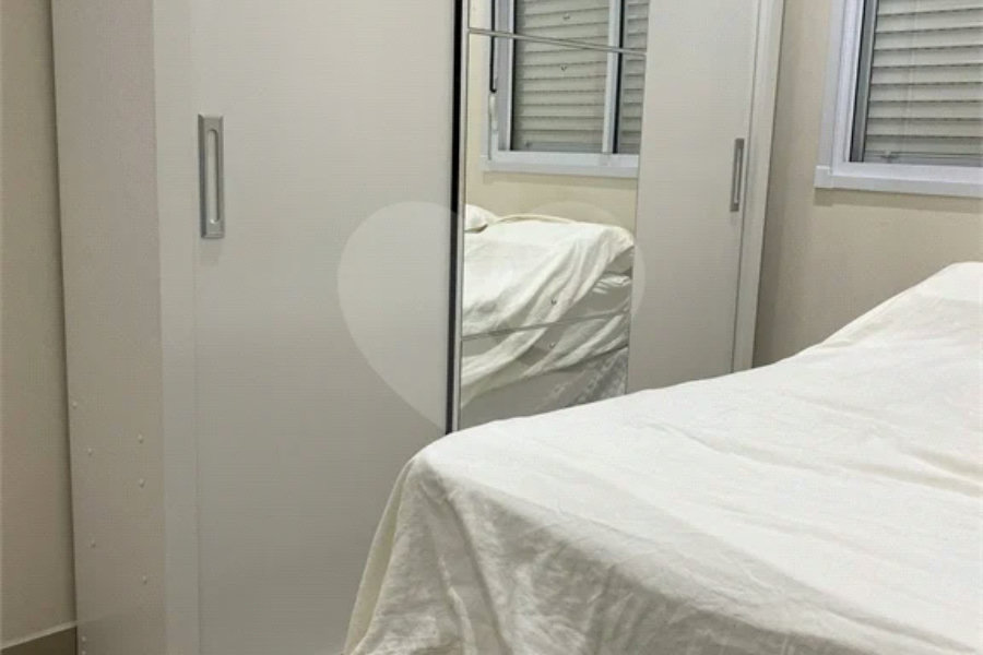 Apartamento à venda no CAMPO LIMPO com 49 m²