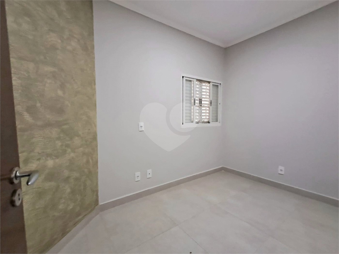 Casa à venda próxima ao SESC com 3 suites