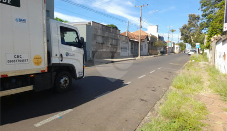 Terreno à venda em Vila Prado, São Carlos, SP