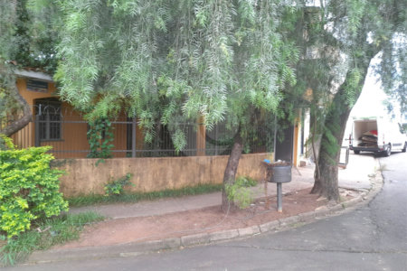 Casa de Esquina à Venda no Santa Felícia – São Carlos/SP
