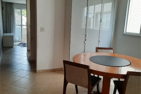 Sobrado à venda com 3 quartos, sendo 1 suíte, em Jardim Ester, São Paulo, SP