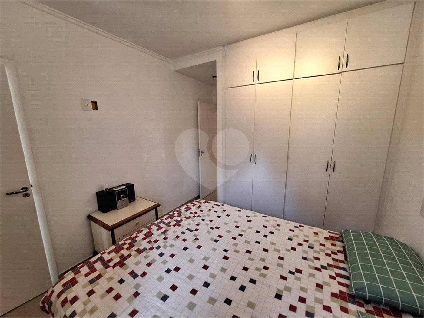 Apartamento à venda com 2 quartos, sendo 1 suíte,  em Morumbi, São Paulo, SP