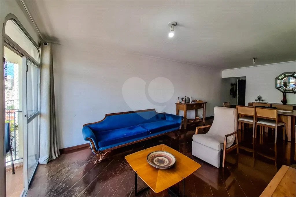 Apartamento de 117m2 com 3 dormitórios e 1 vaga na Vila Mariana