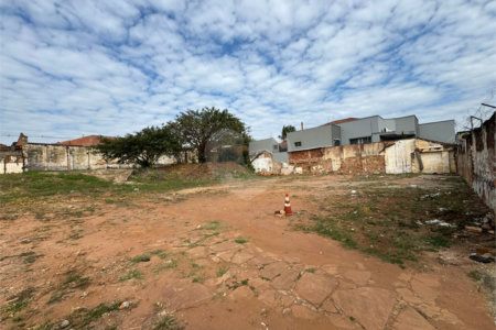 Terreno comercial de 2.100m2, no Bairro Vila Prado em São Carlos-SP