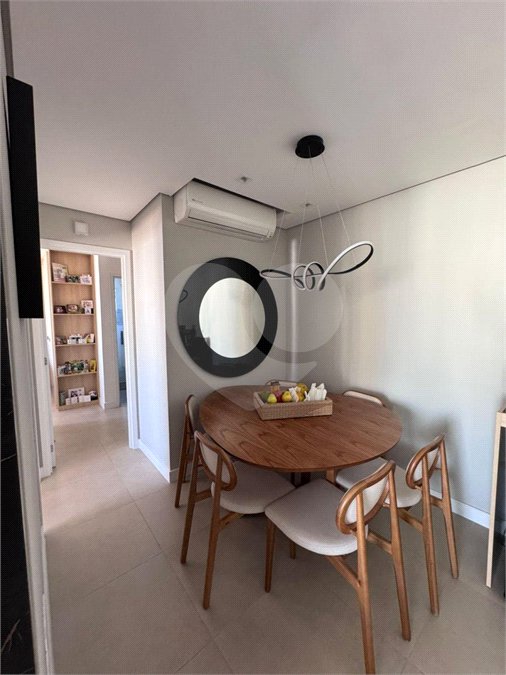 Apartamento á venda de 81m2 no Ipiranga com 2 dorms, 2 suítes, 3 banheiros, 2 vagas. Estuda permuta.