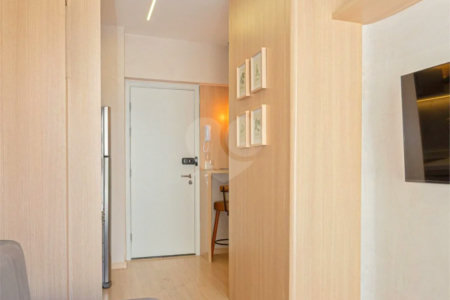 Apartamento - Prox Paulista - 1 quarto - varanda - 1 banheiro - sem garagem