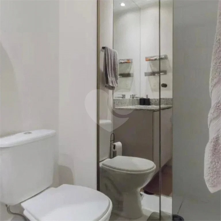 Apartamento no Ipiranga de 68m2 com 2 dorms, 1 suíte, 2 banheiros, 1 vaga. Estuda permuta.