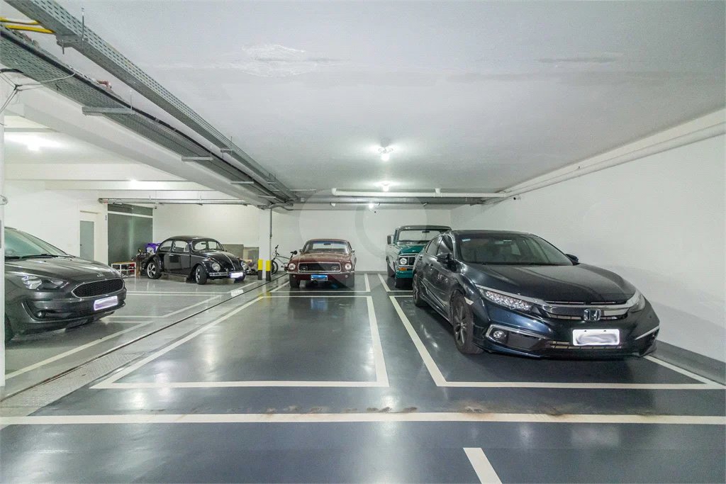 Casa em condomínio, 4 suites, piscina privativa no Jd. Floresta - zona norte - SP.