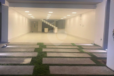 Sobrado novo , com 230m² , 3 suítes , 4 vagas de garagem , à venda no Jardim Bela Vista , em Santo André.