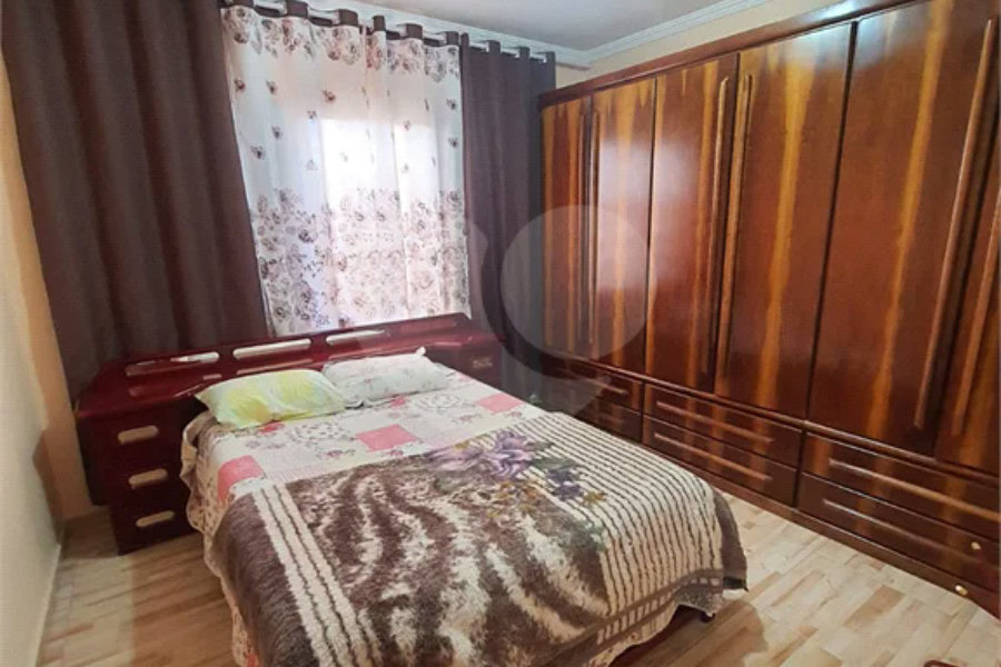 Casa térrea em Pirituba com 30 vagas!!!