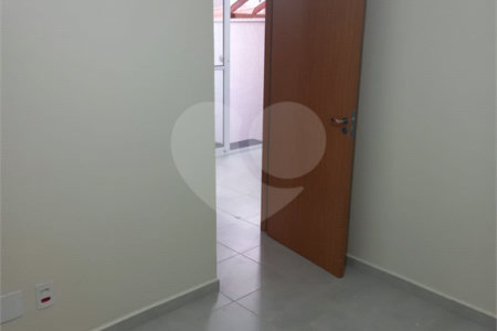 Apartamento Térreo – Condomínio Monte Pinheiros