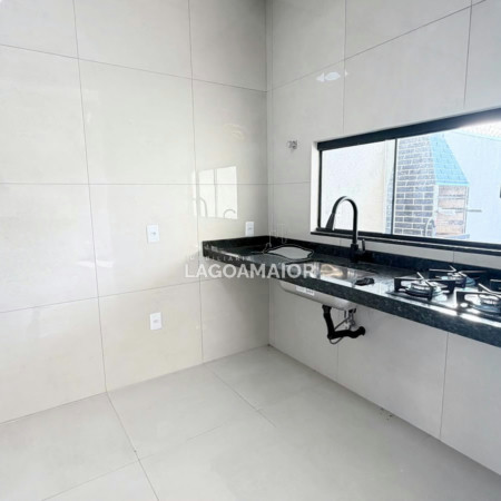 Casa para alugar com 2 quartos, sendo 1 suíte, em Nova Tres Lagoas, Três Lagoas - MS