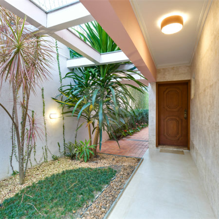 Casa à venda com 4 quartos, sendo 2 suítes,  em Alto da Boa Vista, São Paulo, SP