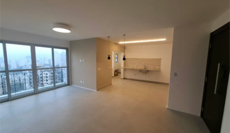Apartamento à venda 107m² reformado com 2 quartos, sendo 1 suíte no Morumbi