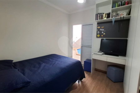 Casa Térrea de Alto Padrão à Venda – Próxima ao Shopping