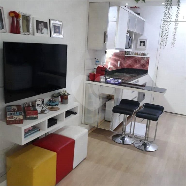 Apartamento á Venda de 1 Dormitório com Varanda na Bela Vista em São Paulo- R$ 745.000