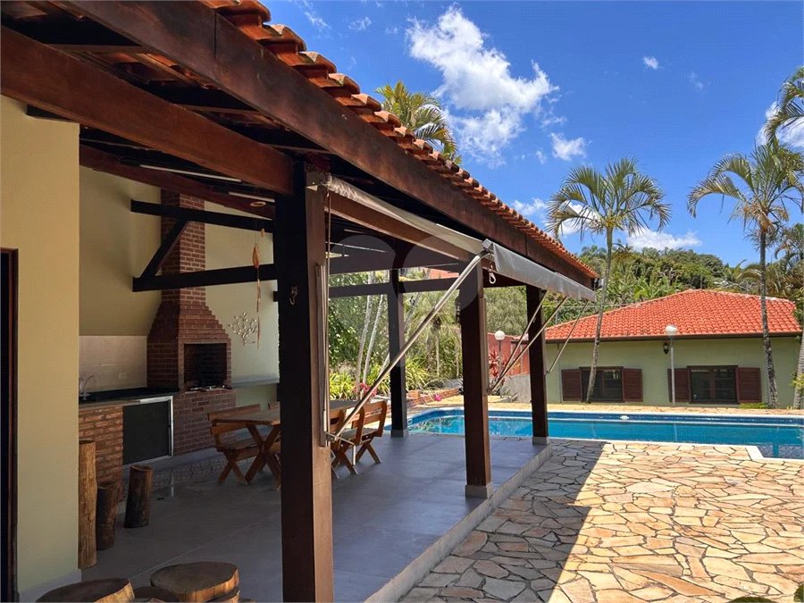 Casa para Venda ou Locação com opção de estar mobiliado no Condomínio Recanto Florido – Vinhedo/SP