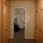 APARTAMENTO UM POR ANDAR!
