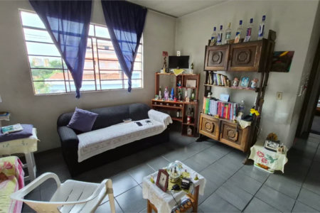 Casa térrea em terreno de 308 m², excelente oportunidade para reforma e valorização.