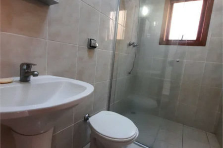 Casa para alugar com 3 quartos, sendo 1 suíte, no condomínio Residencial Sol Francisco, São Paulo - SP