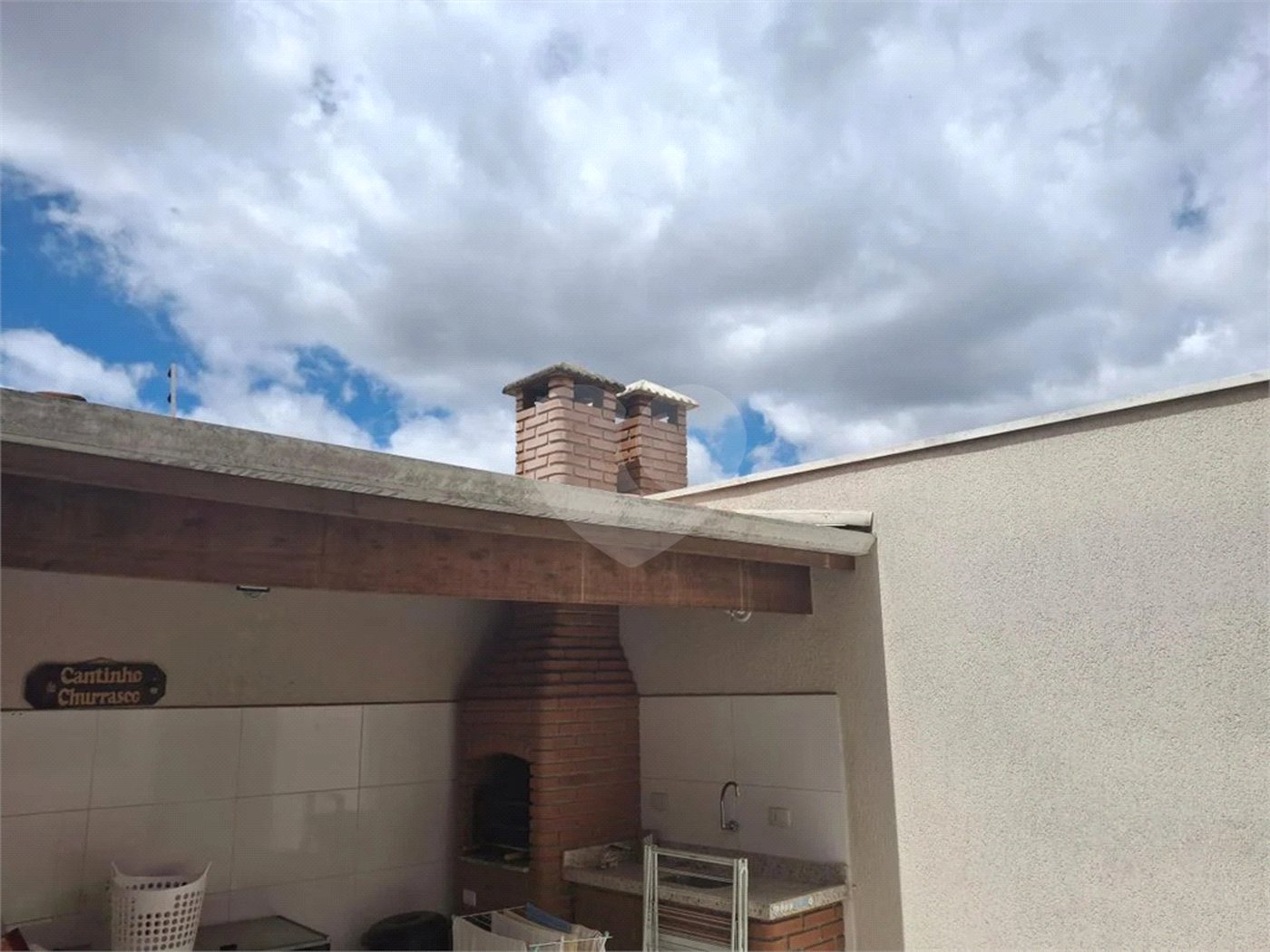 Sobrado a venda Ipiranga/SP 180m² com 3 Quartos suítes 5 banheiros 4 vagas área de serviços e Churrasqueira.