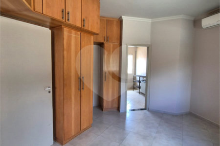 Sobrado à venda ou para alugar com 3 suítes em Villaggio Capríccio, Louveira, SP